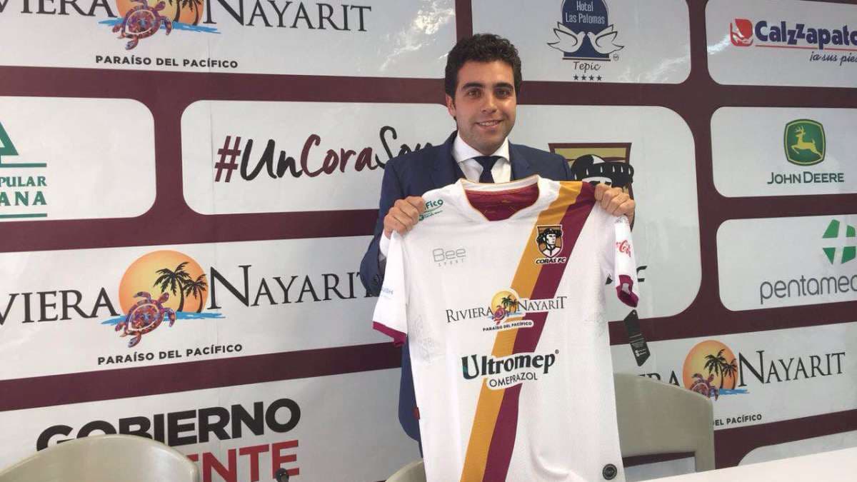 Técnico mexicano espera ver algún día a un equipo sin director técnico