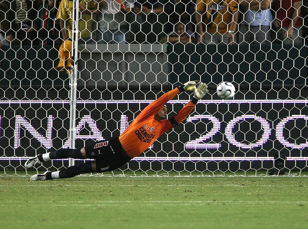 Calero le atajó un penal a Palermo en la Copa América ‘99, ‘el Titán’ había fallado uno al travesaño y otro a las gradas, para dejar la cuenta en tres errados en un mismo partido.