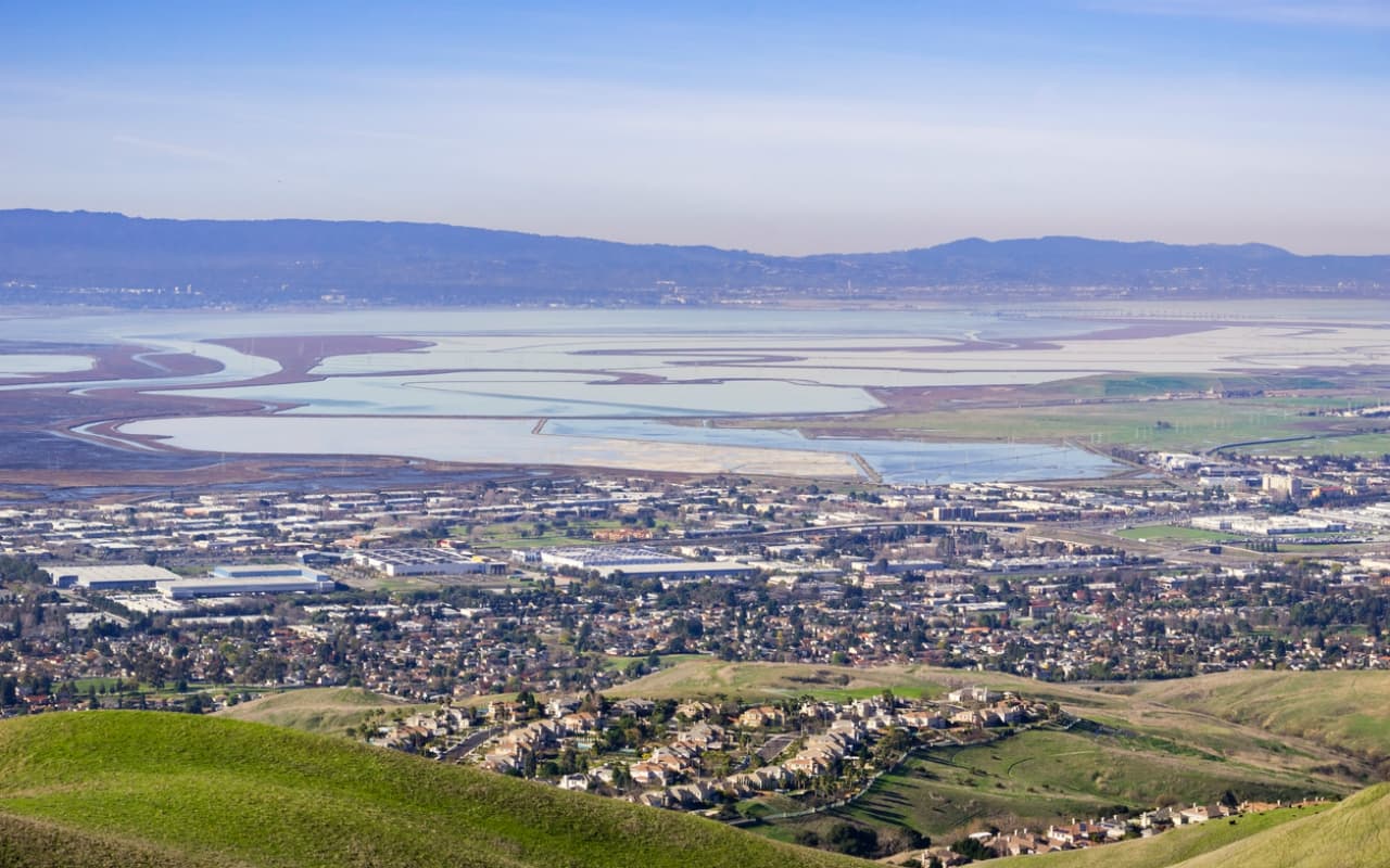 ¿De dónde viene el mal olor de Milpitas? La ciudad gastará $85,000 para investigarlo