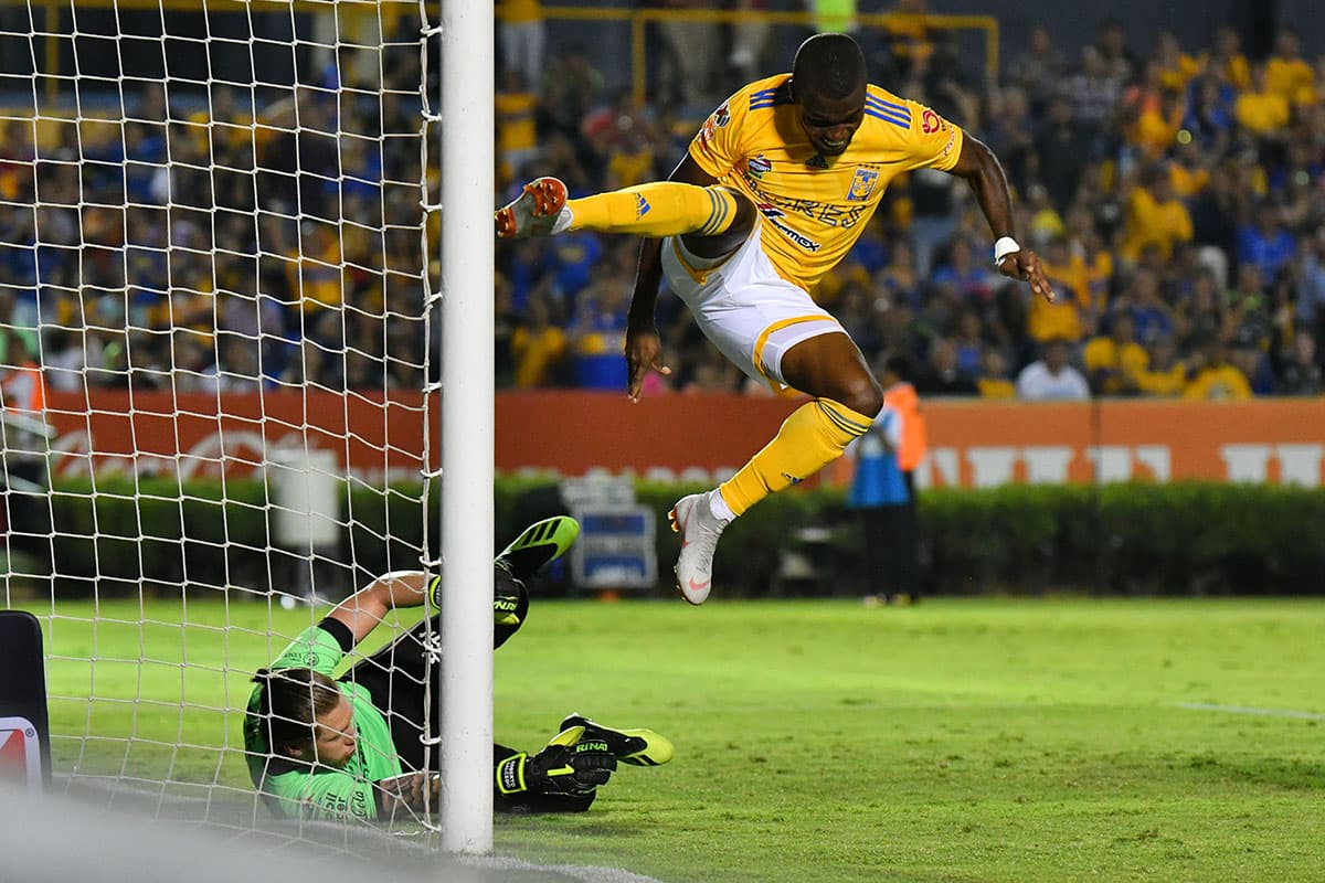 Sin ser titular en todos los 13 encuentros que estuvo en el campo, Enner Valencia completó solo 345 minutos, menos que Ayrton Preciado pero más tenido en cuenta.