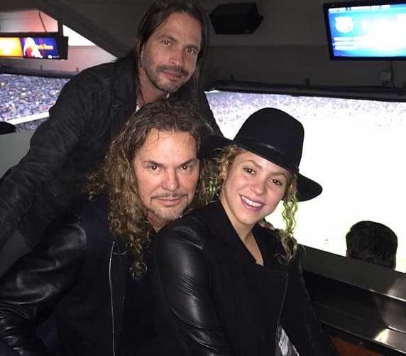 Desde que se supo que el grupo y la cantante estaban planeando un dueto, sus seguidores se emocionaron en grande.