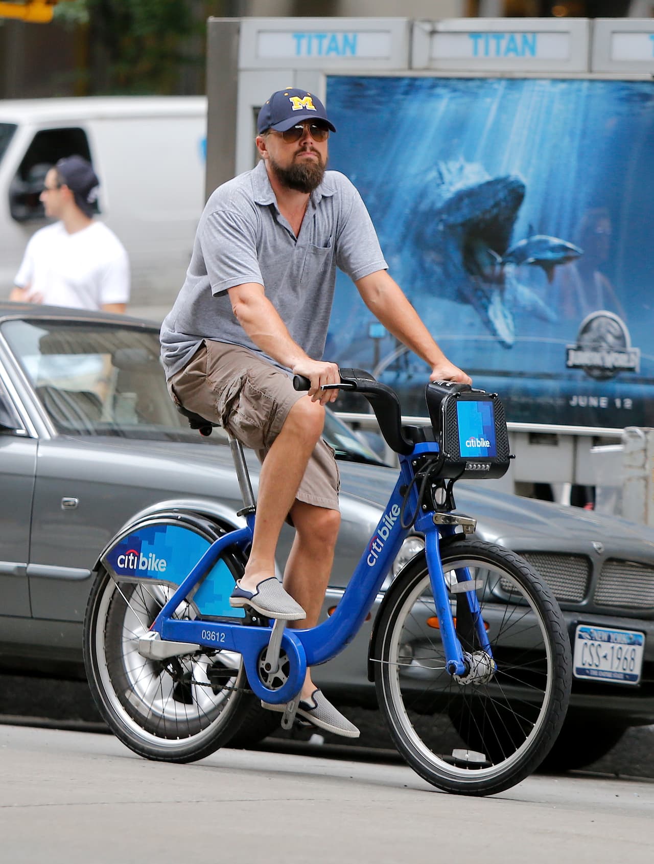 ¿Tienes algo que esconder, galán?