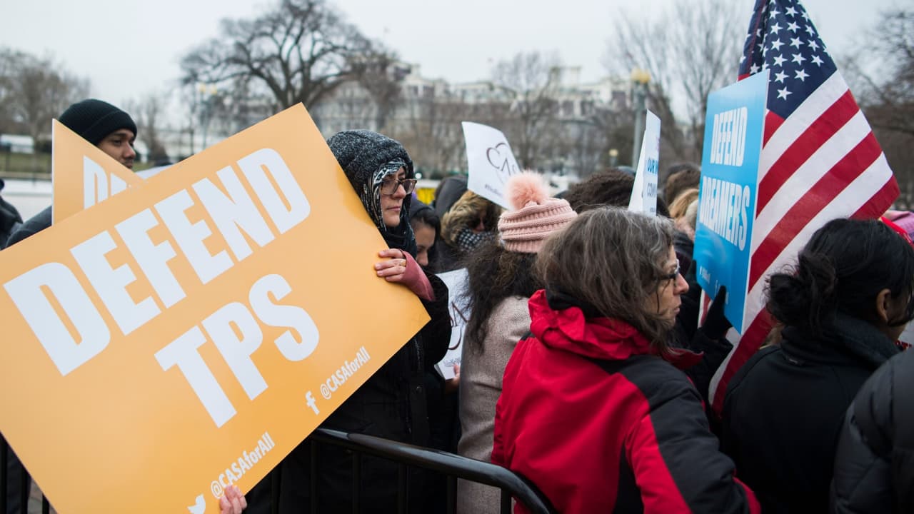 Dictamen pone nuevamente en peligro de deportación todos los inmigrantes con TPS