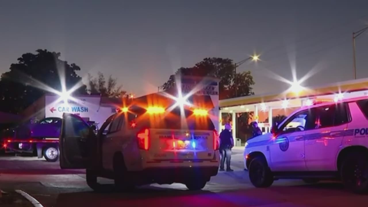 Detienen a adolescente por robo de auto a mano armada