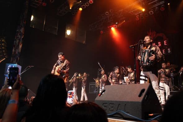 La Trakalosa de Monterrey prendió la fiesta del VIP Tour de Premios Juventud la noche del jueves en el House of Blues ¡Nos dejaron borrachos de amor por ellos!