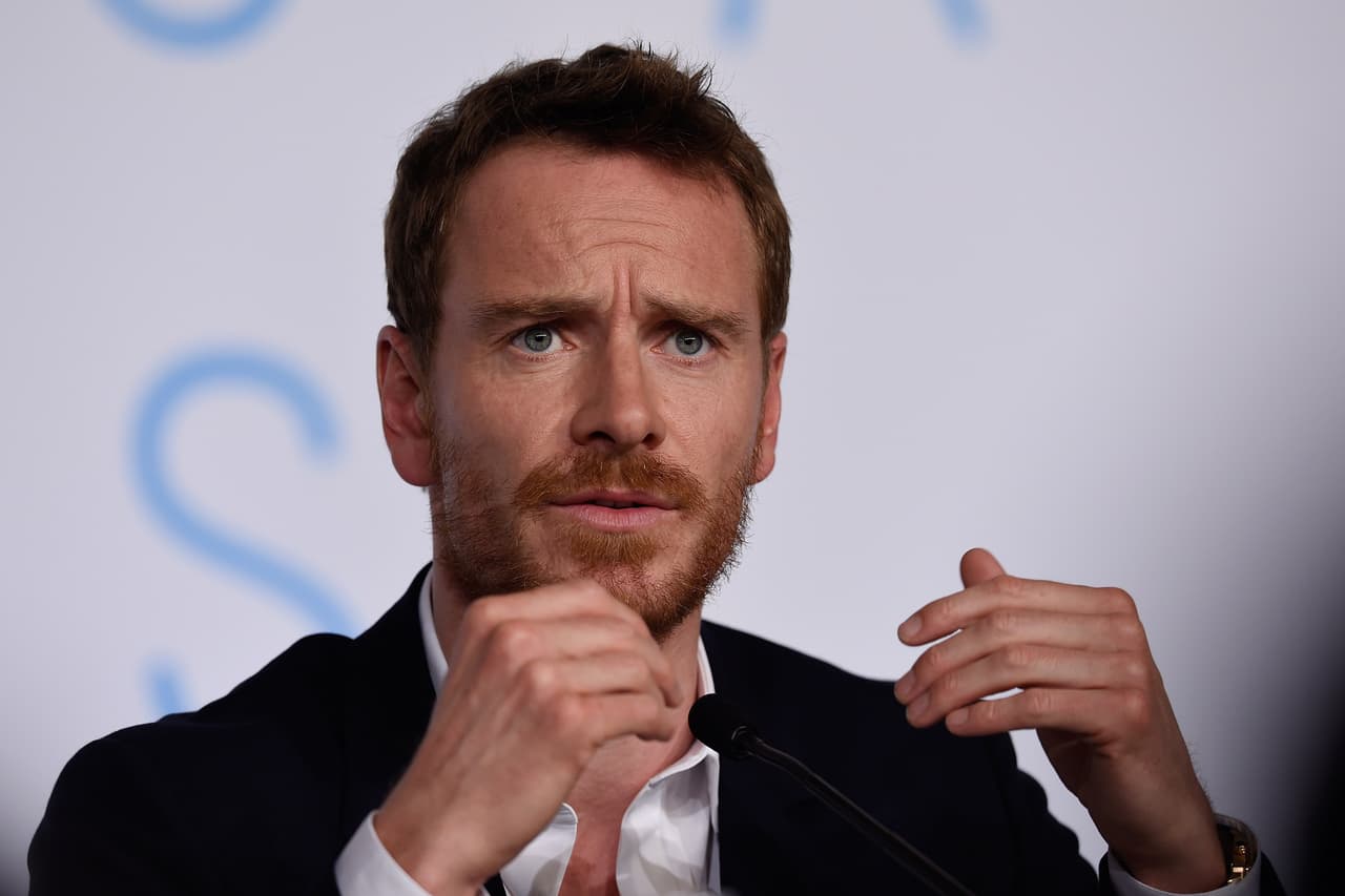 "No, nena, te juro que no le estaba viendo nada".