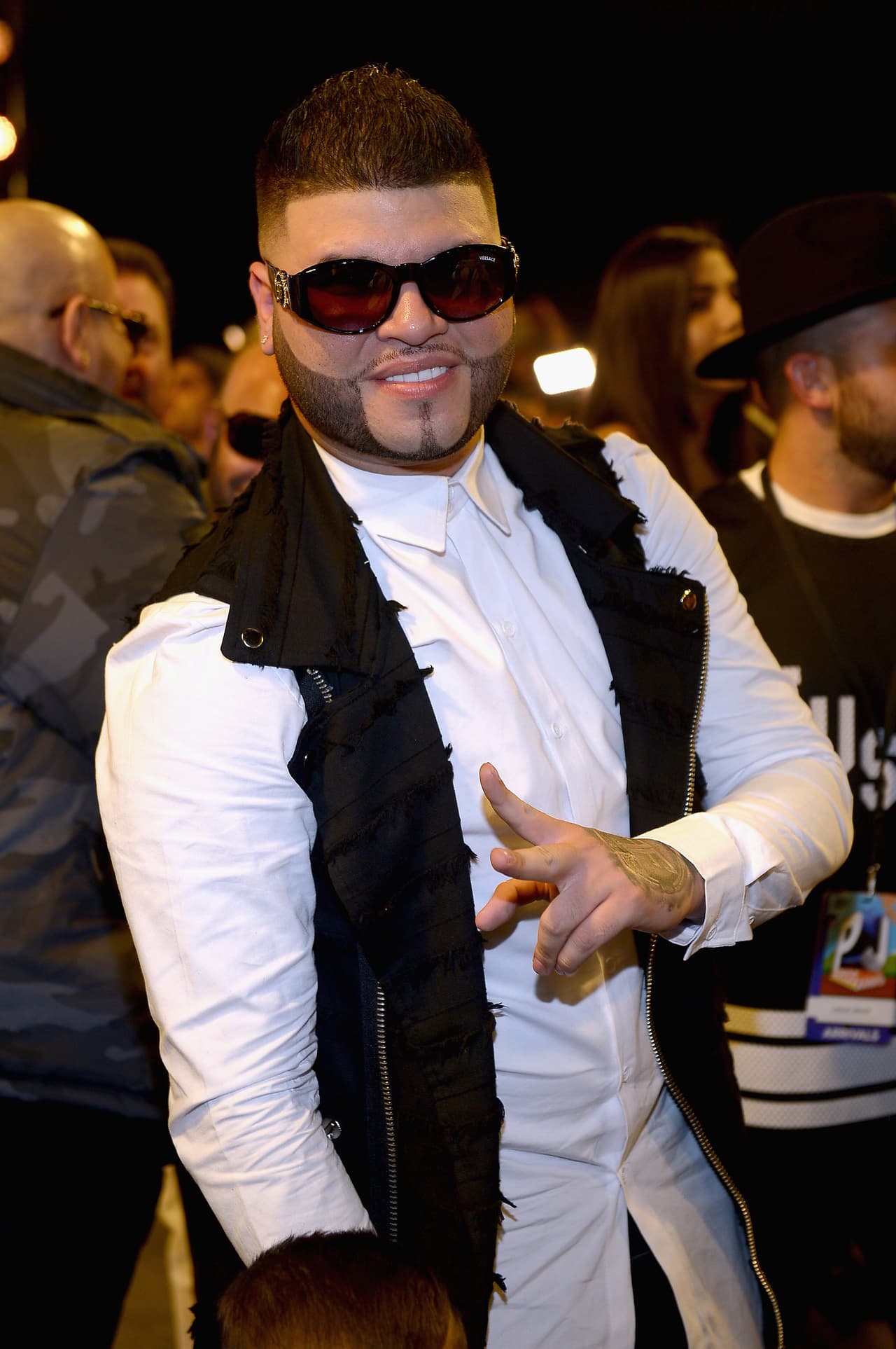 En 2015, vimos a Farruko en la ceremonia con esta imagen.