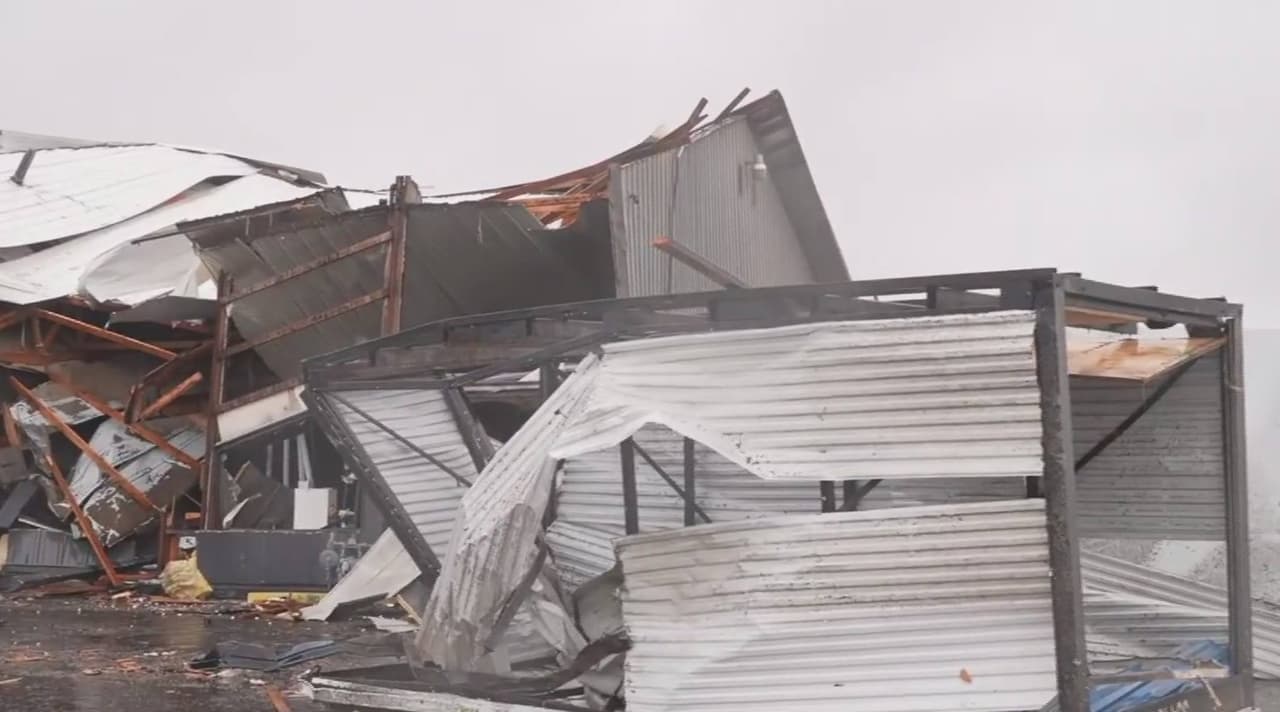 Clima EEUU: Tormentas afectan a 100 millones de personas entre Texas y Michigan