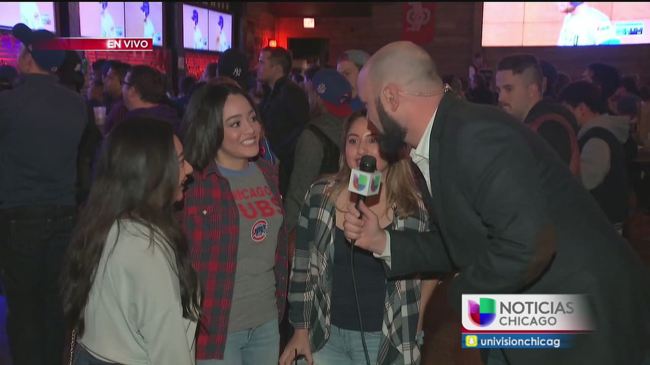 Fans de los Cubs viven al máximo el cuarto juego