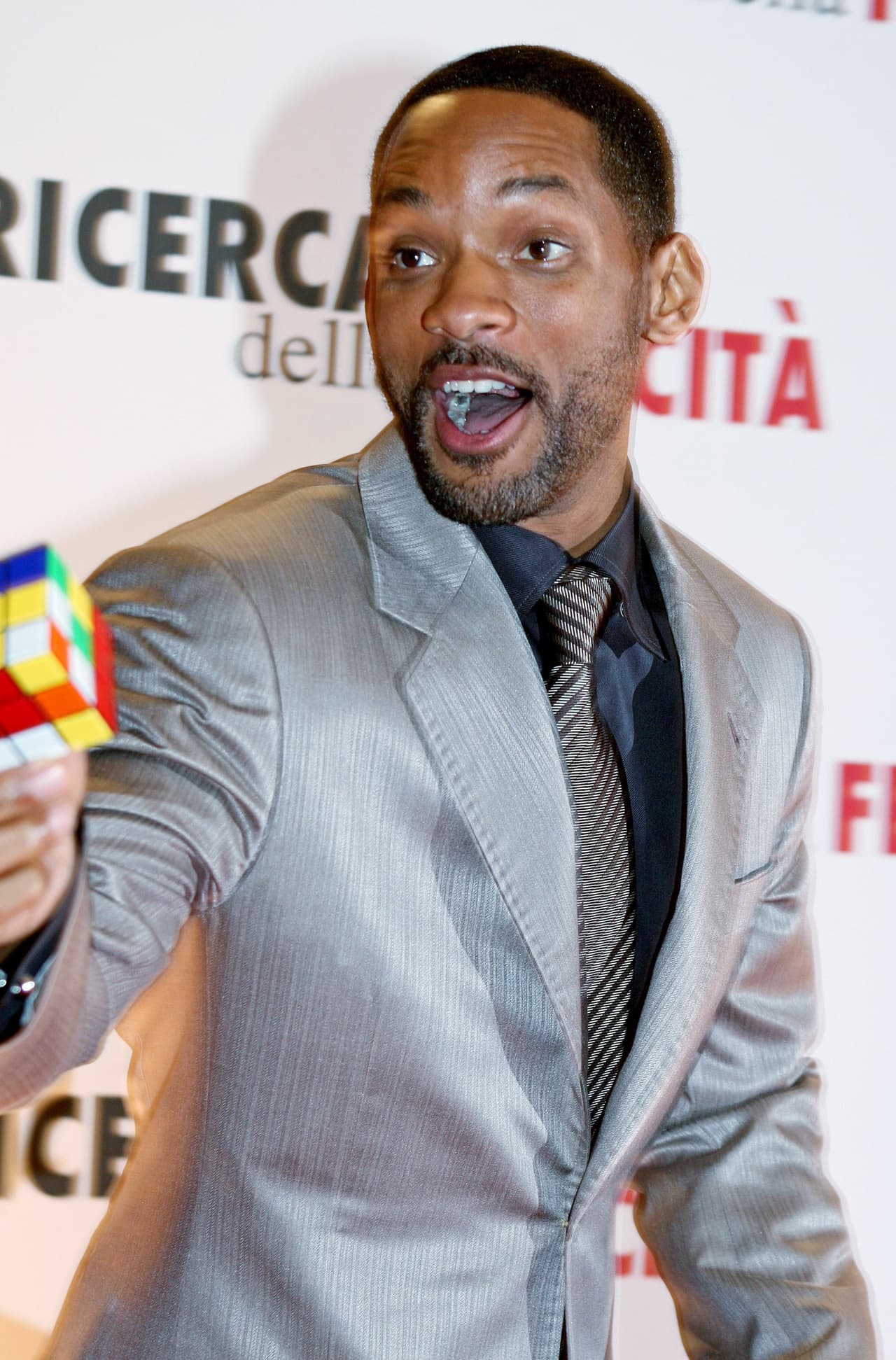 ¿Lágrimas? Seguro las derramas y si no lo haces seguro te motiva a "seguir tus sueños".