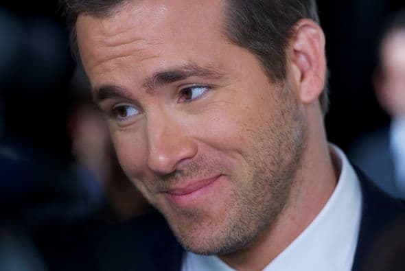 Ryan Reynolds, uno de los hombres más deseados se estrenó como papá este año junto a su pareja Blake Lively.
