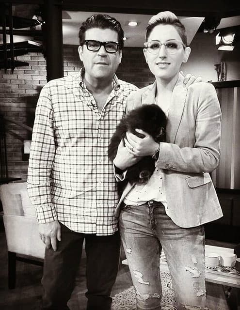 ¡Los más adorables! Maca y el Buro Van Rankin están listos para decirte lo que sucede en las redes.