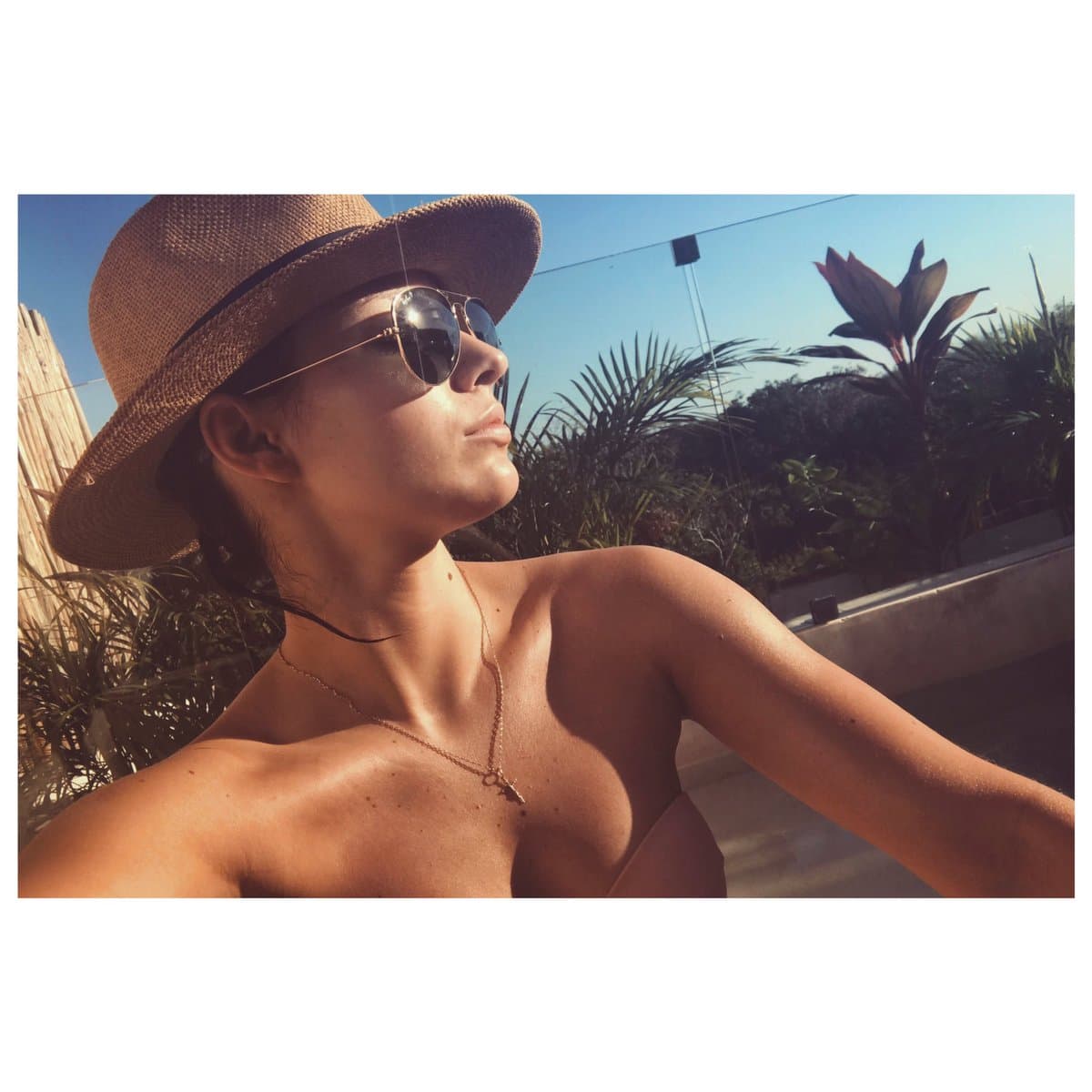 Su actual puesta en escena es 'Por qué los hombres aman a las canijas', la cual protagoniza con 
<b><a href="http://www.univision.com/temas/gabriel-soto">Gabriel Soto</a></b> y 
<b><a href="http://www.univision.com/temas/cecilia-galliano">Cecilia Galliano'</a></b>.