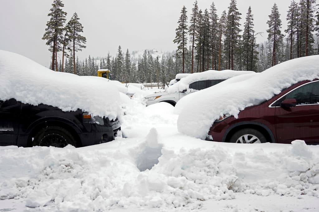 Un potente río atmosférico castiga el norte de California mientras las nevadas se extienden por el Noreste y los Grandes Lagos
