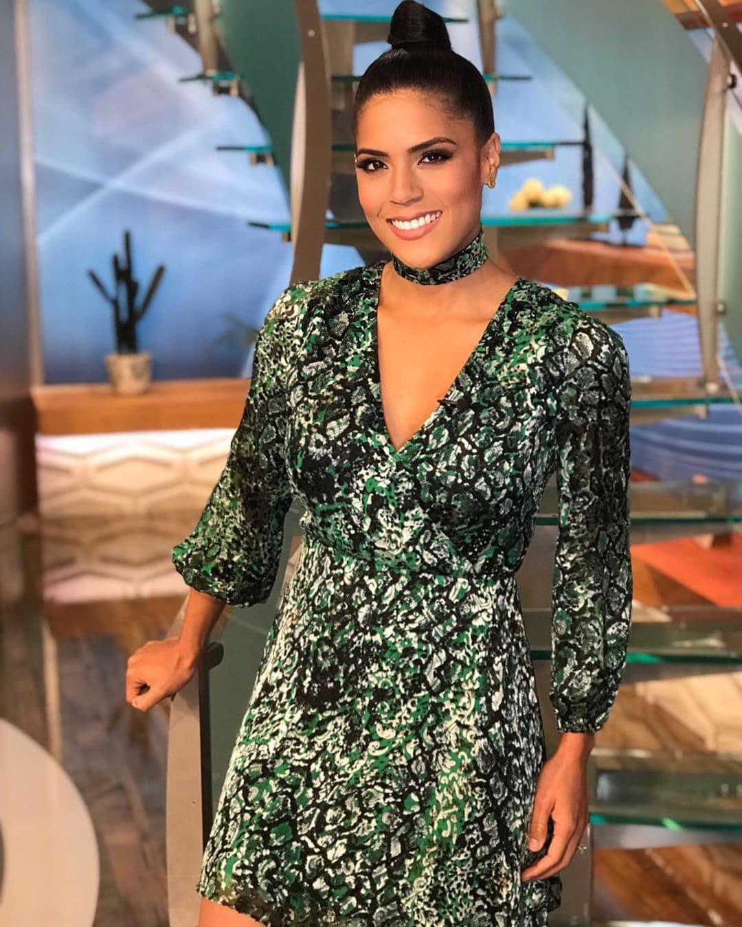 Aquí está una imagen con el mismo recogido pero en esta ocasion sin el volumen adicional.