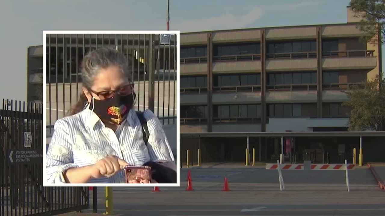 “No funciona, la llamada se corta”: Comunidad en Houston reporta problemas con el nuevo sistema del Consulado de México 