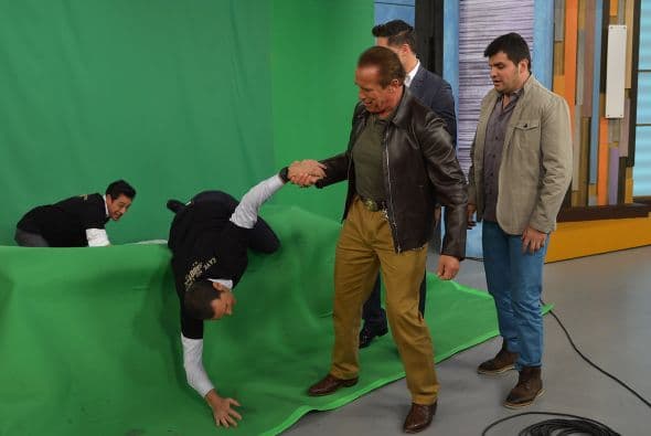 Arnold Schwarzenegger y Joe Manganiello en Despierta