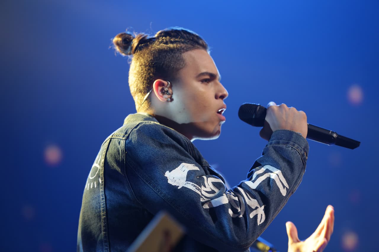 Brian nos sorprendió con una sentida interpretación.