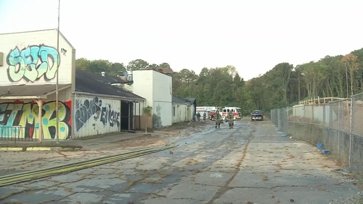 El descubrimiento se llevó a cabo este miércoles por la madrugada luego de que se extinguiera un incendio en un inmueble.