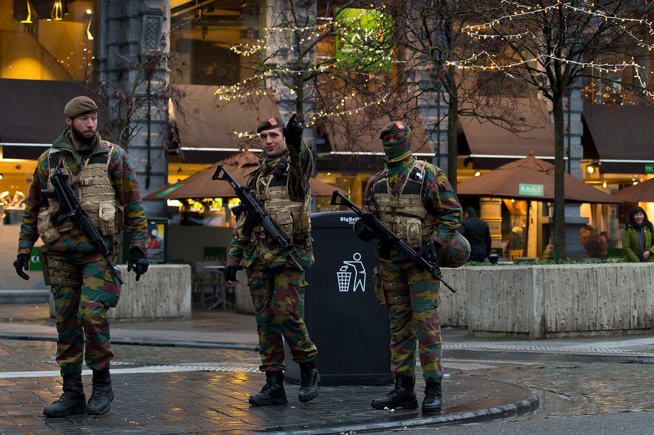 Bélgica emite orden de detención contra quinto sospechoso de atentados de París