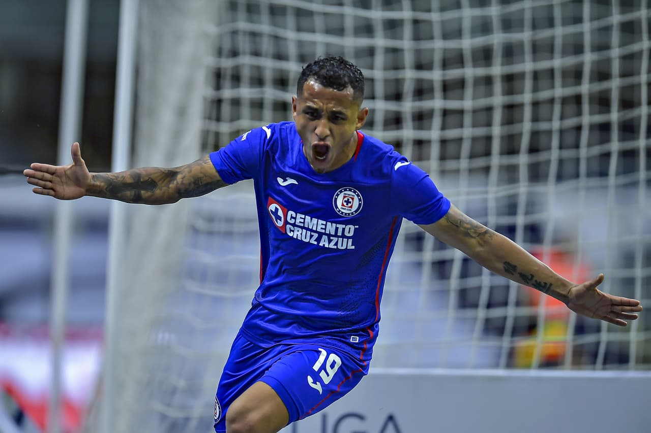 Yoshimar Yotún (33’) marcó el empate para los cementeros.