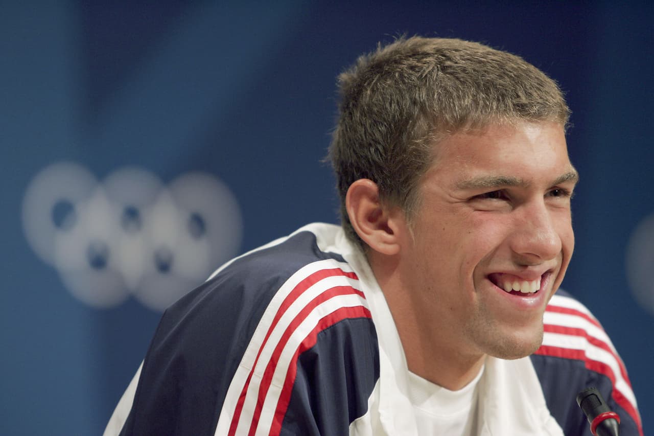 En una rueda de prensa en los JJOO de Atenas 2004, los periodistas le preguntaban sobre su nuevo logro: seis medallas de oro y dos de bronce en ocho pruebas.