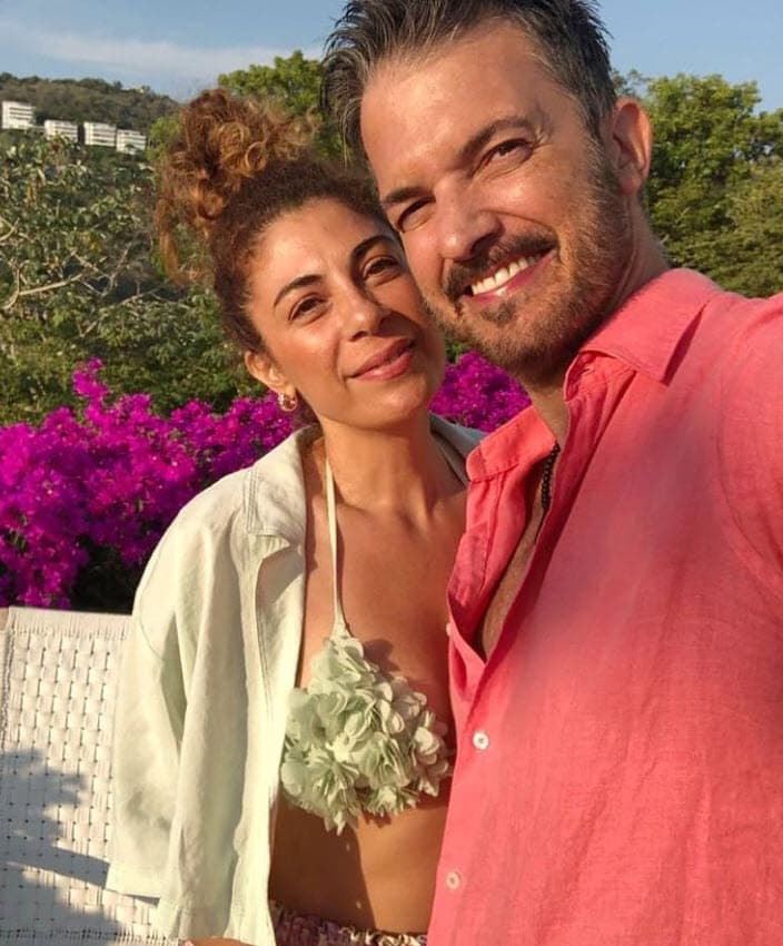 Anna Ferro atribuye que esto se debió a la tristeza que le causó la muerte de su padre, don Norberto Cacciamani, quien falleció el 12 de junio, dos semanas antes que el presentador.
<br>