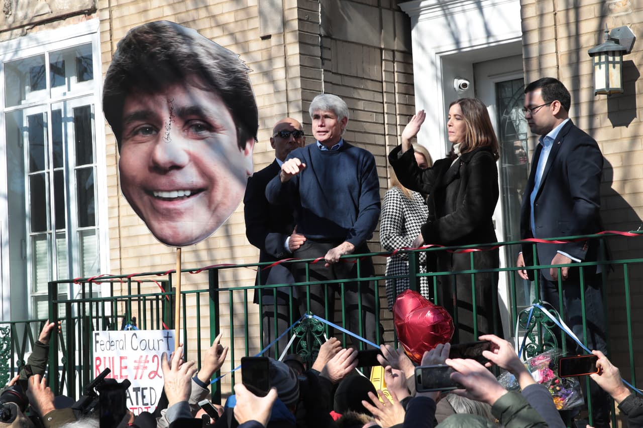 Así reaccionan usuarios de Univision Chicago ante el perdón otorgado a Blagojevich por el presidente Trump