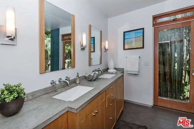 La bañera con hidromasaje es una locura: al salir, tu cuerpo y mente están completamente relajados.