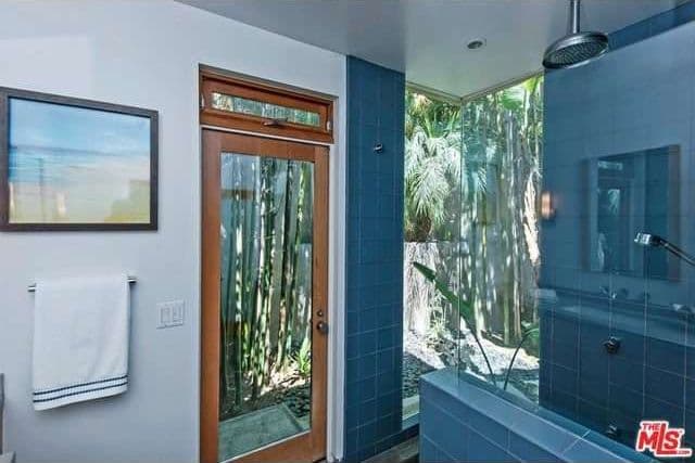 El bambú ayudará al nuevo dueño de la casa a mantenerse alejado del resto del mundo. ¡Bravo por la privacidad!