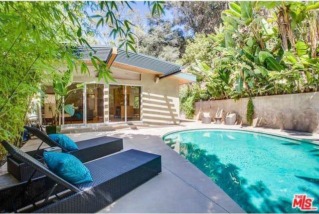 Además, cuenta con un plus: en esa habitación durmió el modelo.