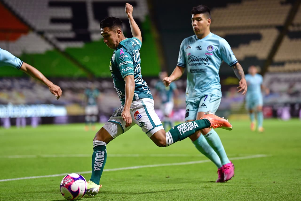 Los esmeraldas no cesaban los intentos por empatar el juego.