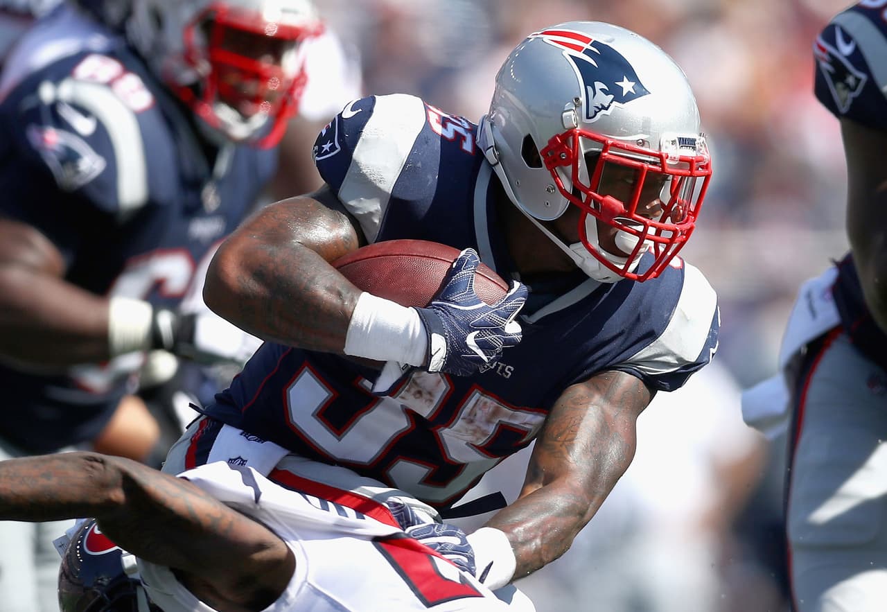 Mike Gillislee: Con 355 yardas y 4 anotaciones encabeza en ambas categorías el ataque terrestre de los Patriots.