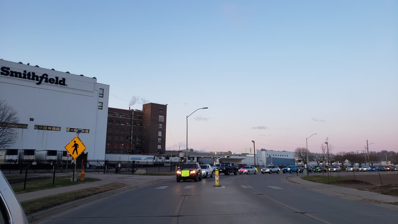 Smithfield Food's South Dakota pork processing plant in Sioux Falls employs 3,700 people.