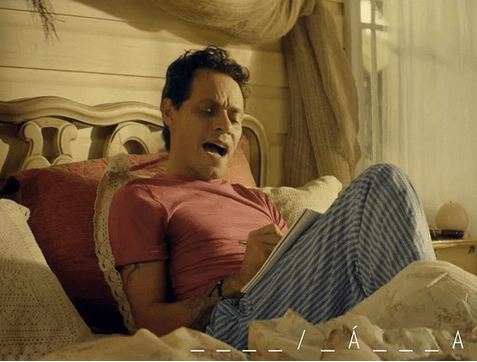 De paso se puso a jugar con sus seguidores en un juego de palabras para recordar de qué video es esa imagen ¿Tú te acuerdas?