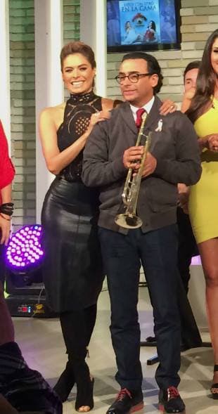 ¡Adal listo para mostrar sus dotes artísticos!