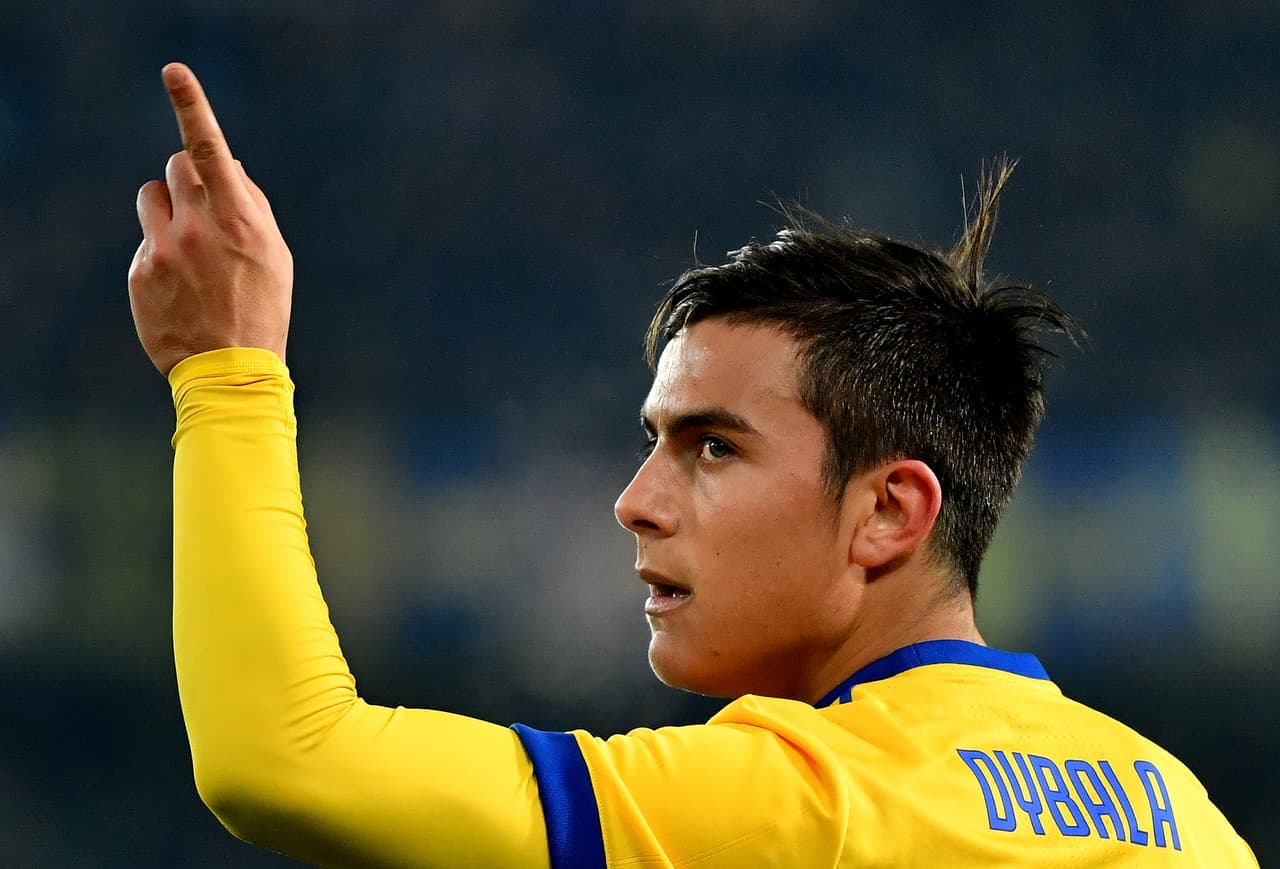 Paulo Dybala anotó el 2-1 y del 3-1 para acabar con el Verona.