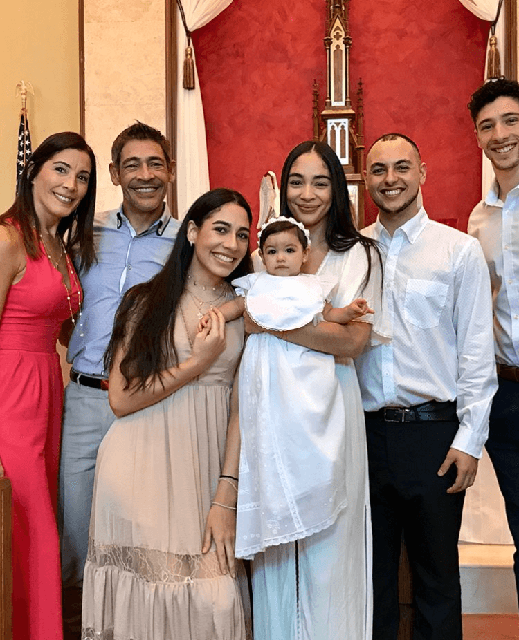 La felicidad que rodea a la familia Lozada es inminente, estas sonrisas lo dicen todo.