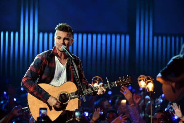 Juanes enamoró a las presentes con su voz, encanto y sencillez.