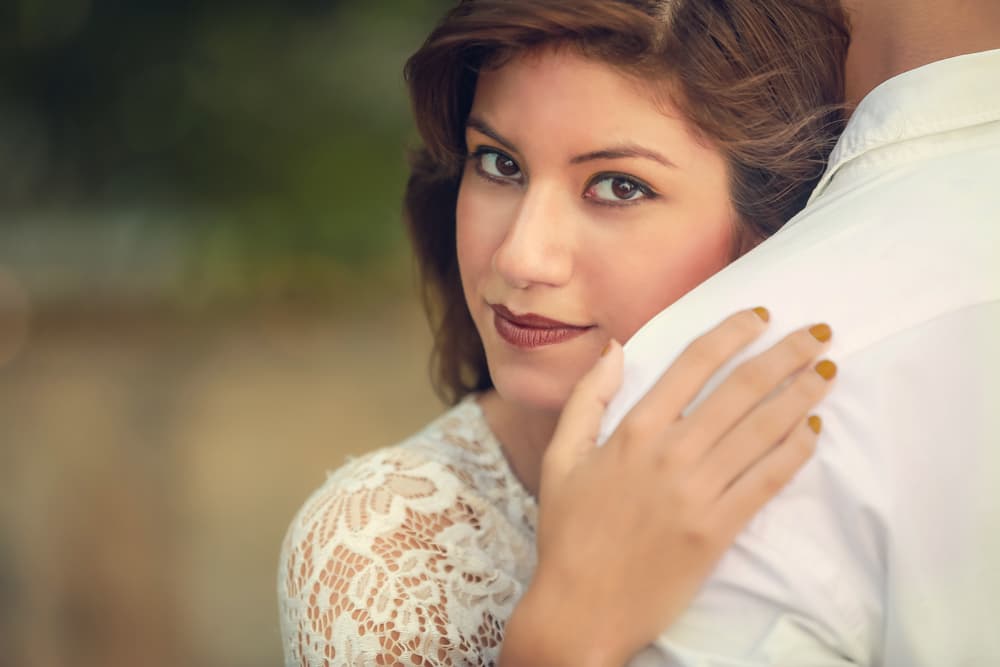 <b>TAURO</b>
<br>Tú tienes que ser sumamente cuidadoso y cauteloso a la hora de discutir o simplemente expresar tu opinión junto a tu pareja sentimental, sobre todo en esta segunda quincena de noviembre, ya que tiendes a abrir la boca antes de tiempo, sin pensarlo y tus palabras pueden ser malinterpretadas.