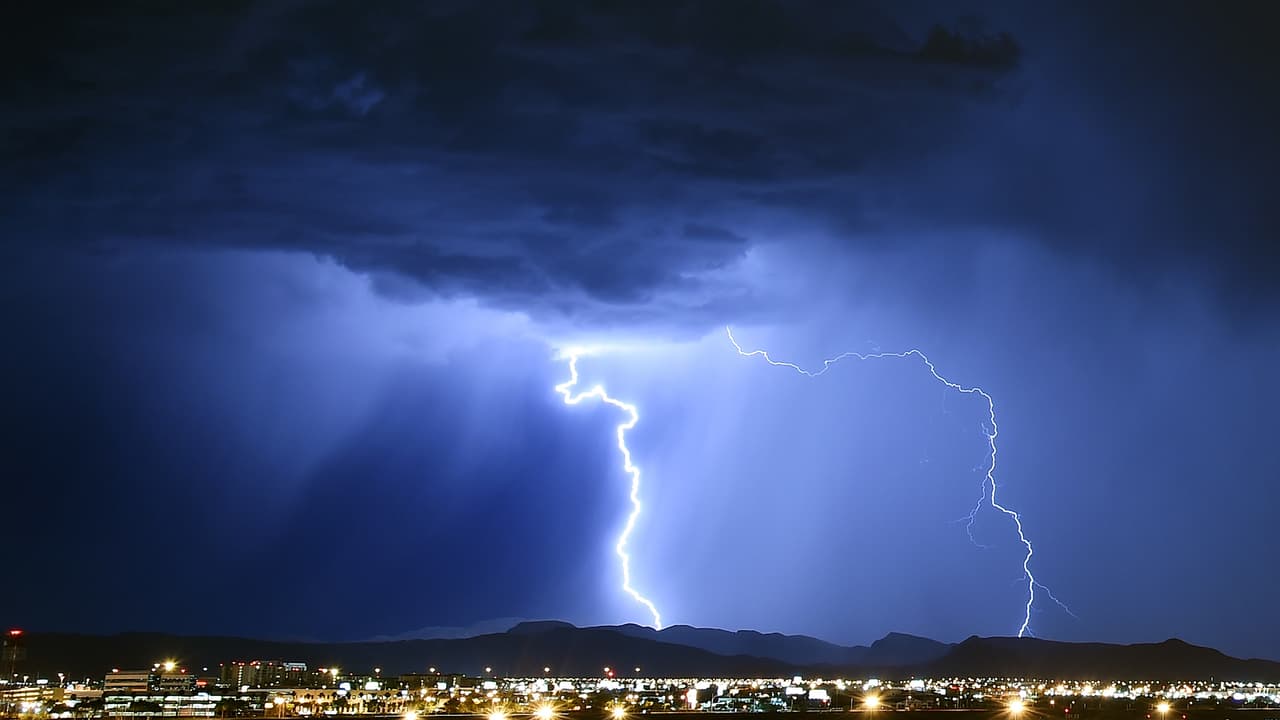 Un rayo de casi 500 millas de extensión fue el más largo jamás registrado en el mundo y cayó entre Texas, Luisiana y Mississippi, según dijo la Organización Meteorológica Mundial.