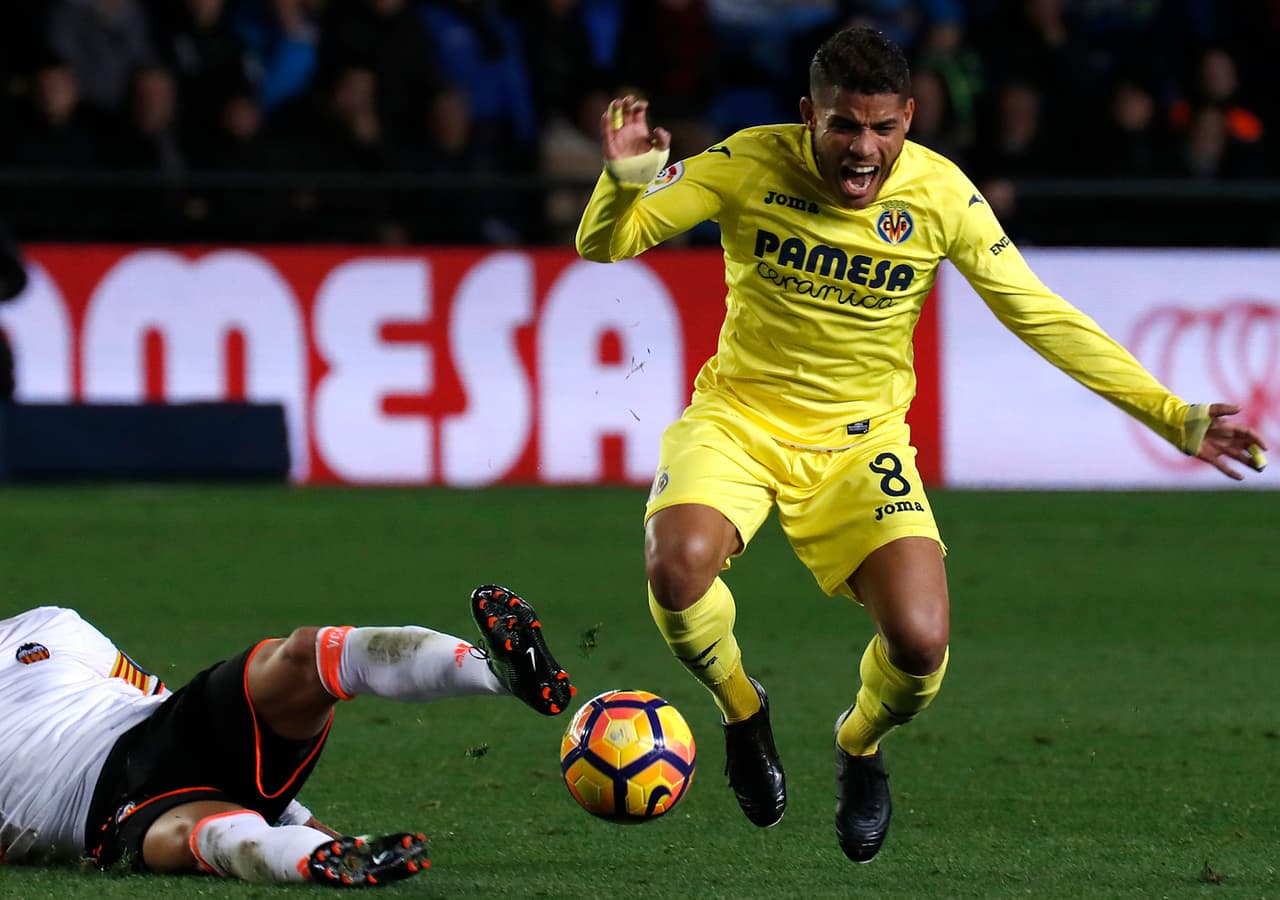 Jonathan Dos Santos es duda con el Villarreal para enfrentarse al Alavés