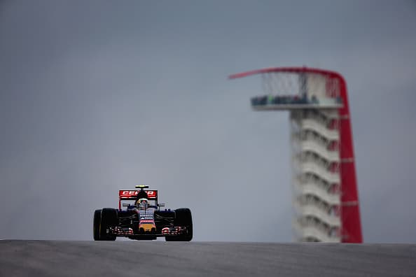 Los pilotos de la Fórmula 1 comenzaron los primeros ciclos de práctica del Gran Premio del Circuito de Las Américas en Austin a pesar de la alerta de fuertes tormentas.