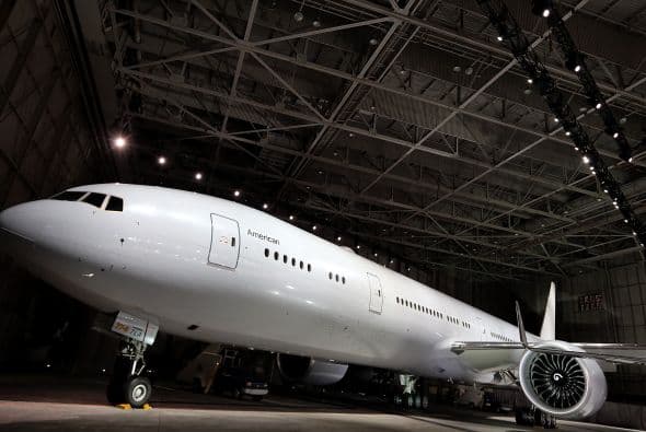 En la sede de American Airlines hay alegría y fiesta en el nivel ejecutivo, y no es para menos, ya que finalmente se fusionaron con US Airway tras un acuerdo de compra-venta de 11 billones de dólares. Ver toda la información