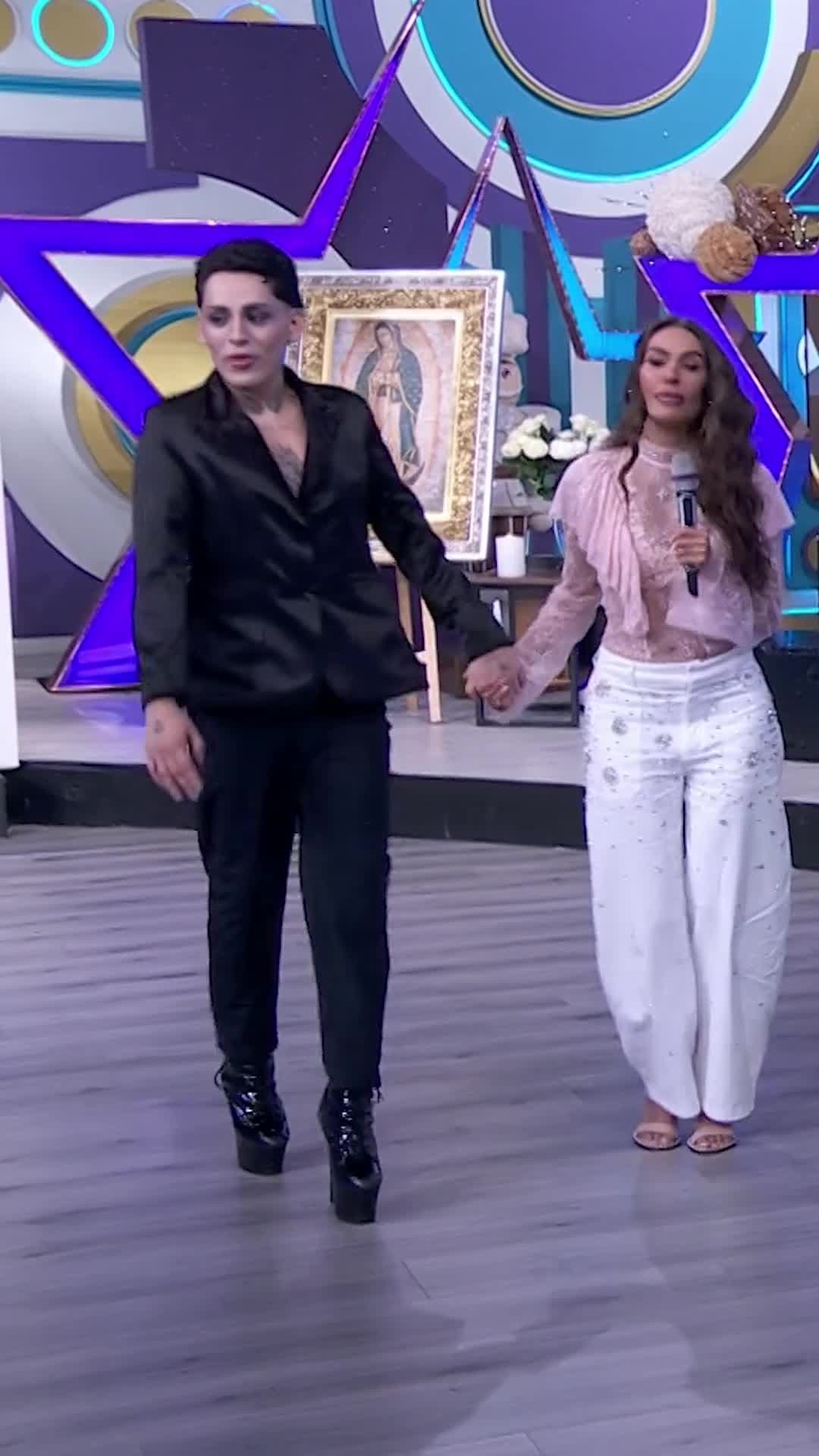 Kunno en TACONES CONQUISTA a TODOS