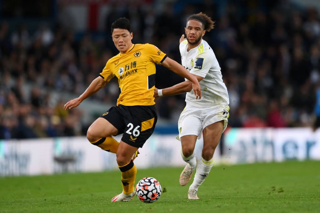 Rodrigo Moreno no desaprovecha el penal que le regalaron al inuti 90+4 y hace que el Leeds United y el Wolverhampton empaten 1-1 y dividan los puntos.