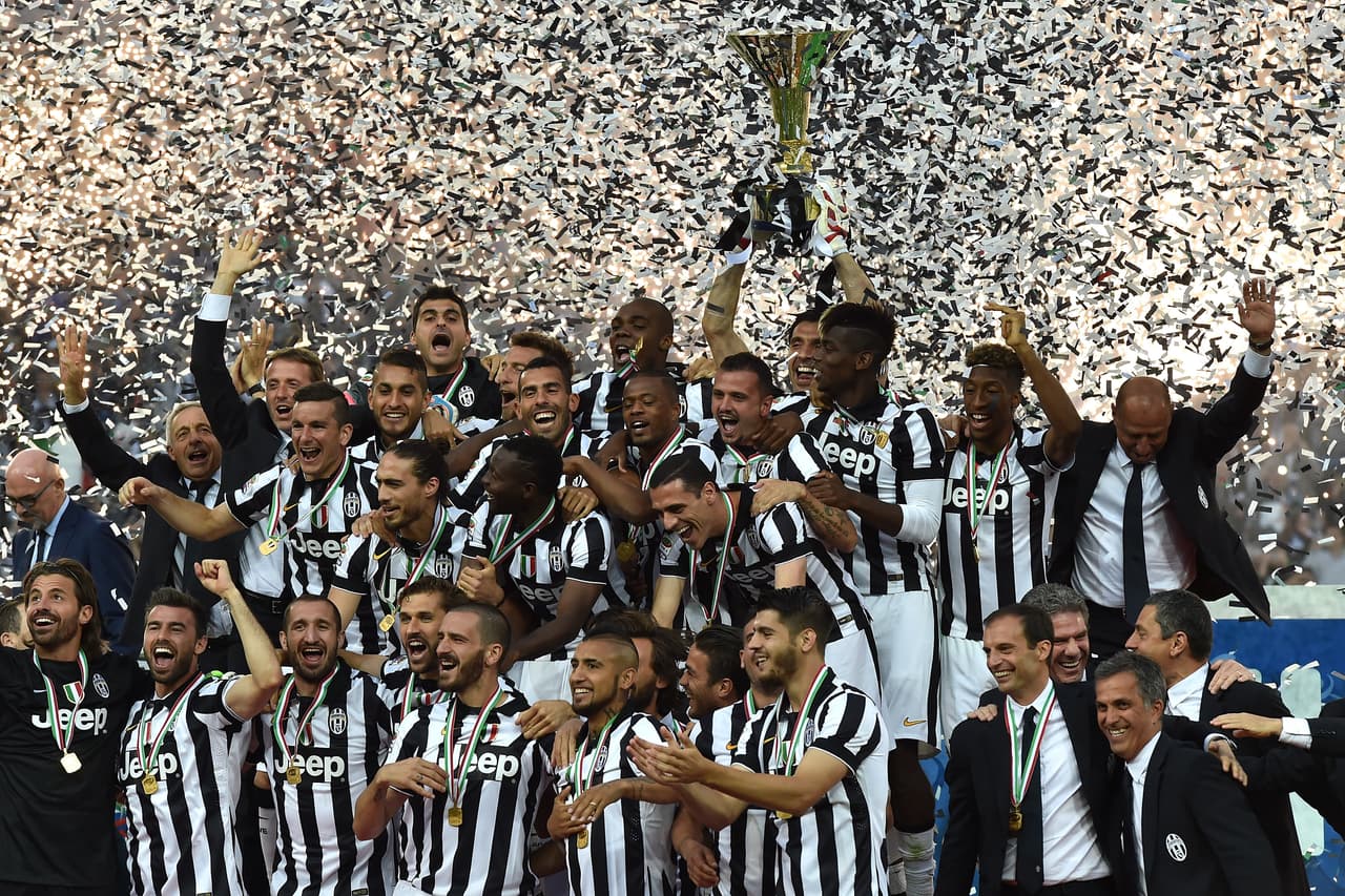 Juventus celebró el Scudetto con su cuarta victoria al hilo y baja al Nápoles