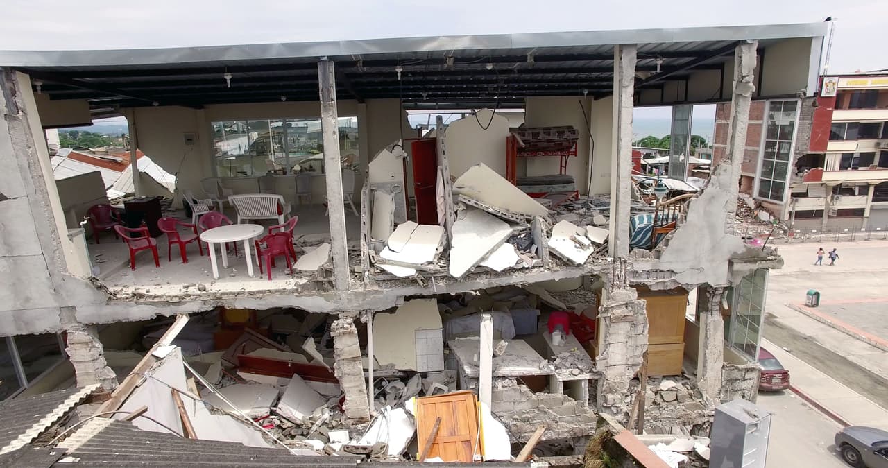 Sábado de recolectar más ayuda para las víctimas del terremoto en Ecuador