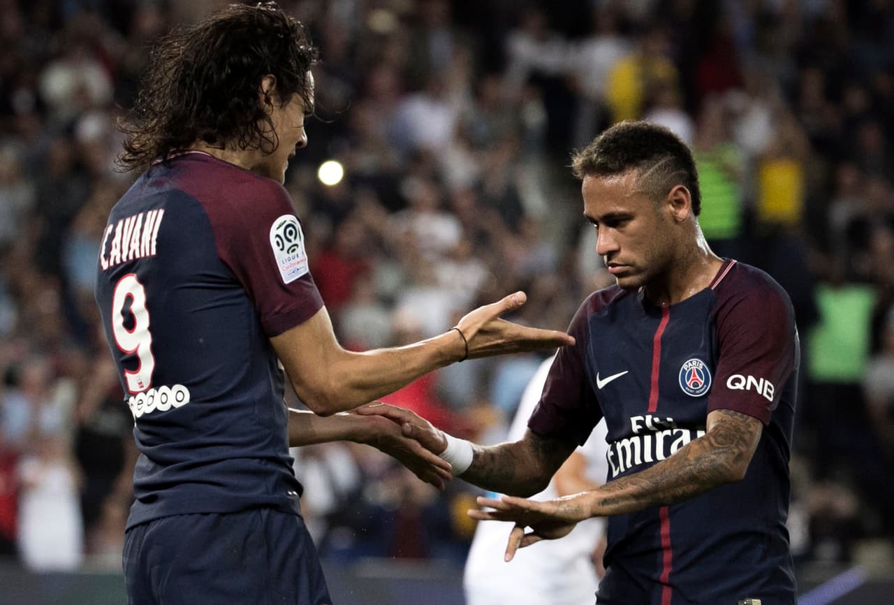 Cavani niega problemas con Neymar: "Son cosas del fútbol"