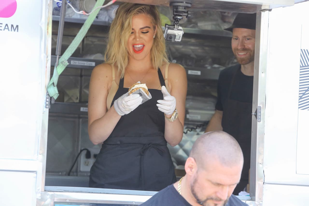 Al parecer le dieron ganas de comerse un heladito.